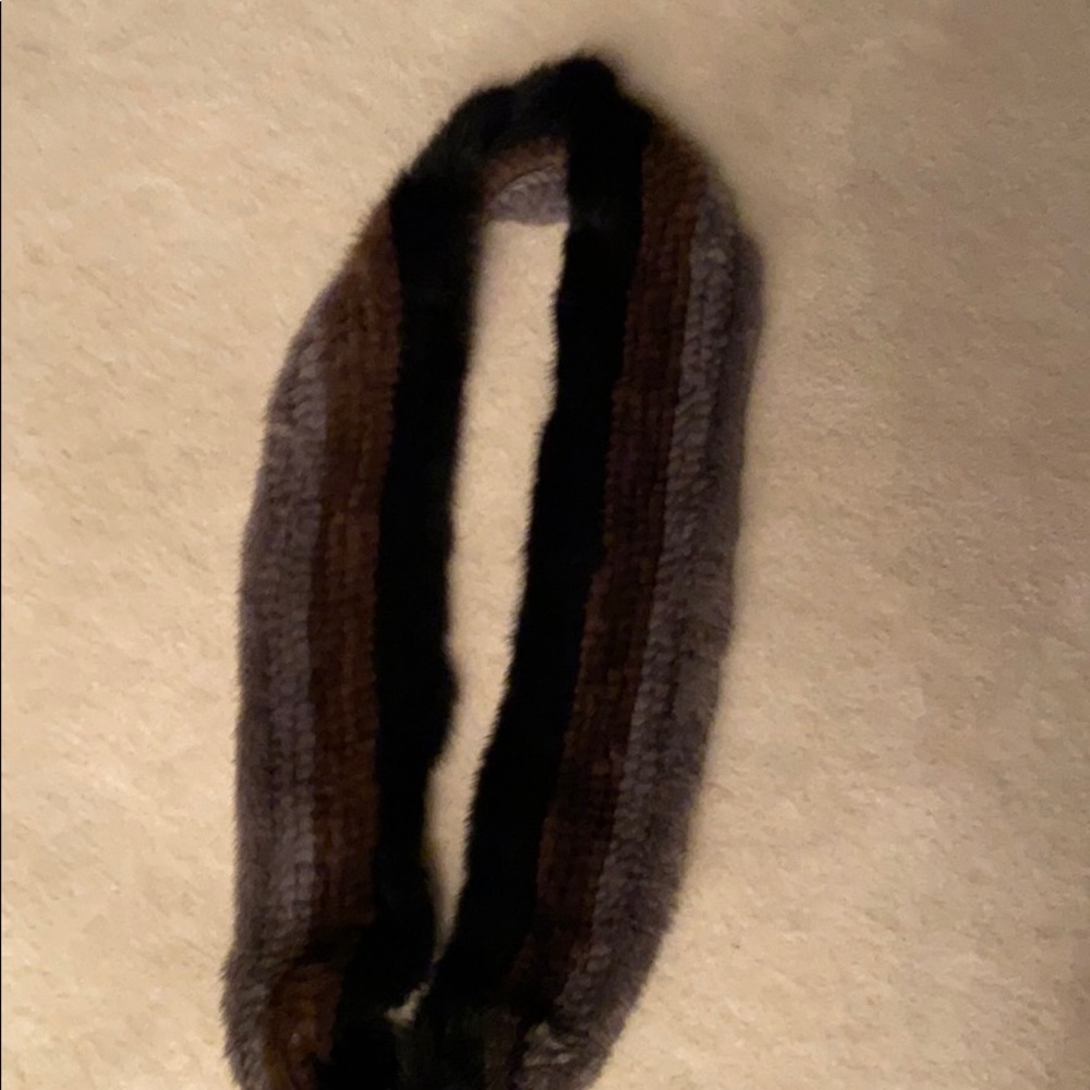 Genuine Mink Fur Infinity Scarf - Picture 7 of 8